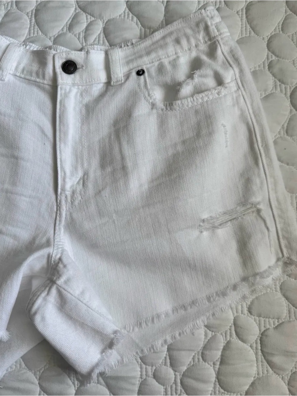 aerie White Denim Cutoff Jean Shorts - Picture 2 of 4